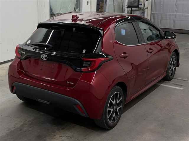 2024 Toyota Yaris ハイブリッドZ auction photo 5