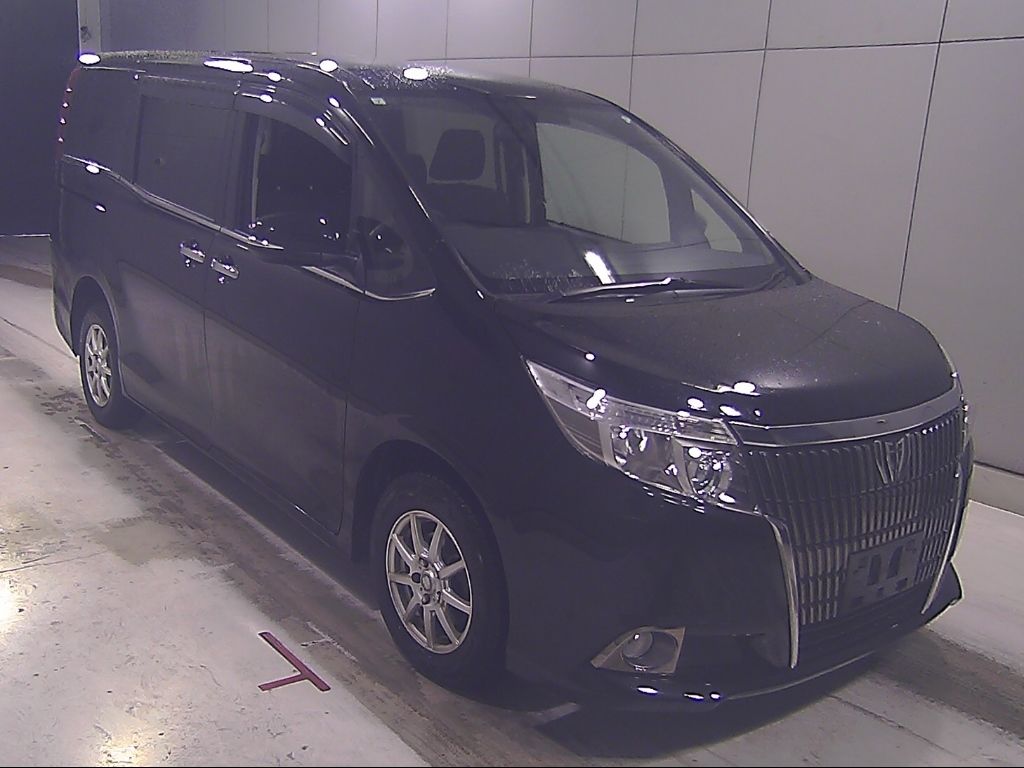 2015 Toyota Esquire 4WD Xi 8 people Japan auction vehicle