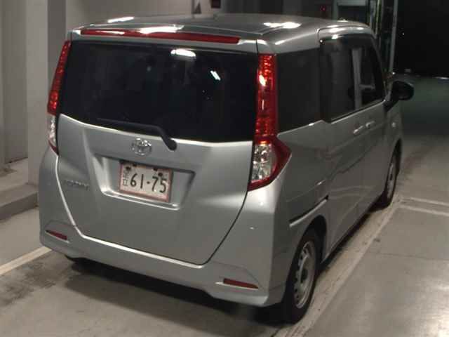 2021 Toyota Roomy X auction photo 5