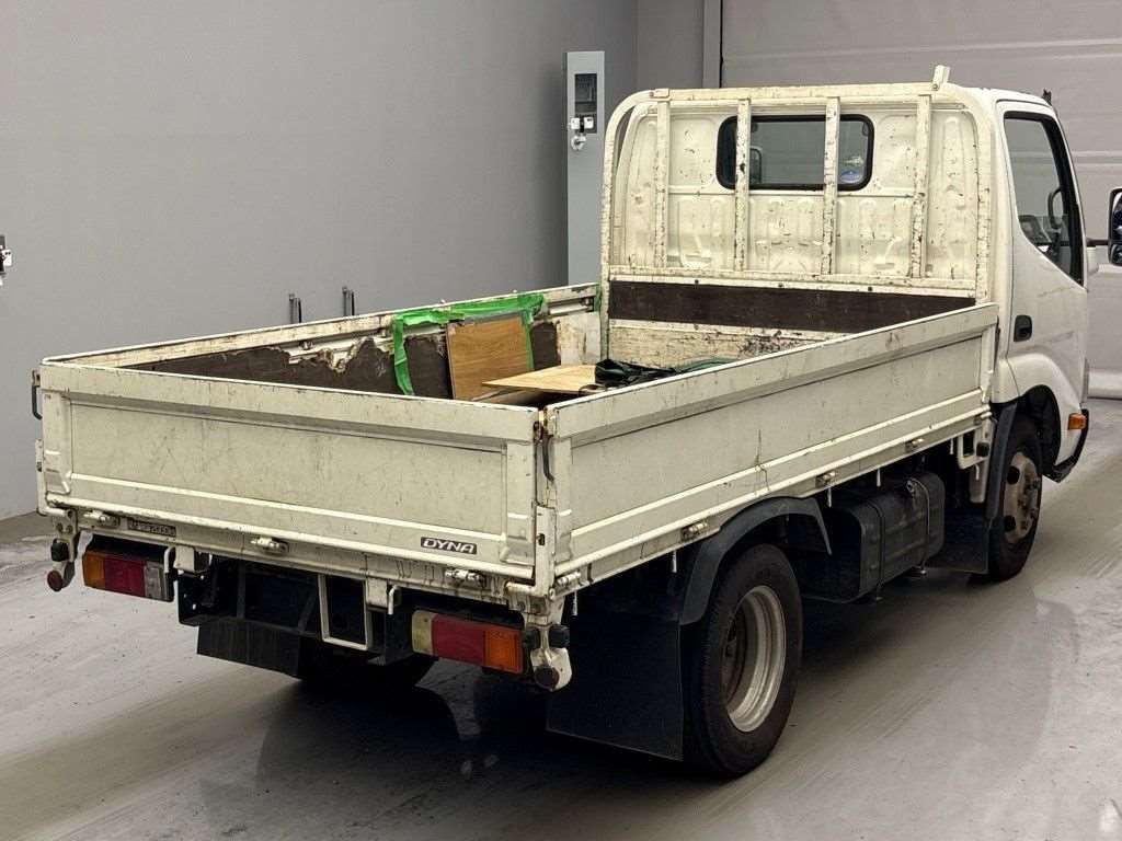 2014 Toyota Dyna auction photo 2