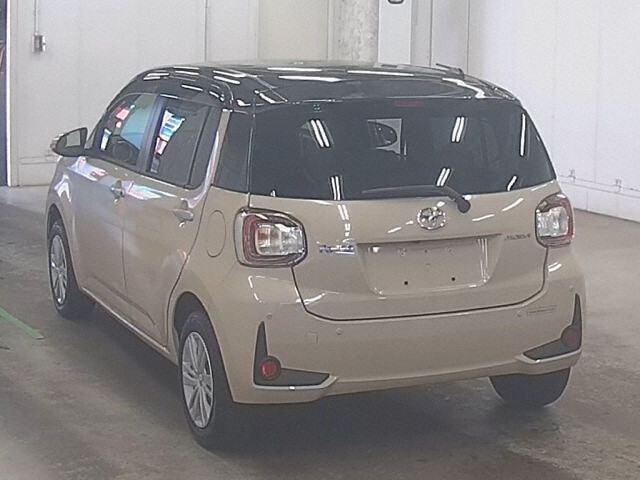 2023 Toyota Passo Moda Charm auction photo 2