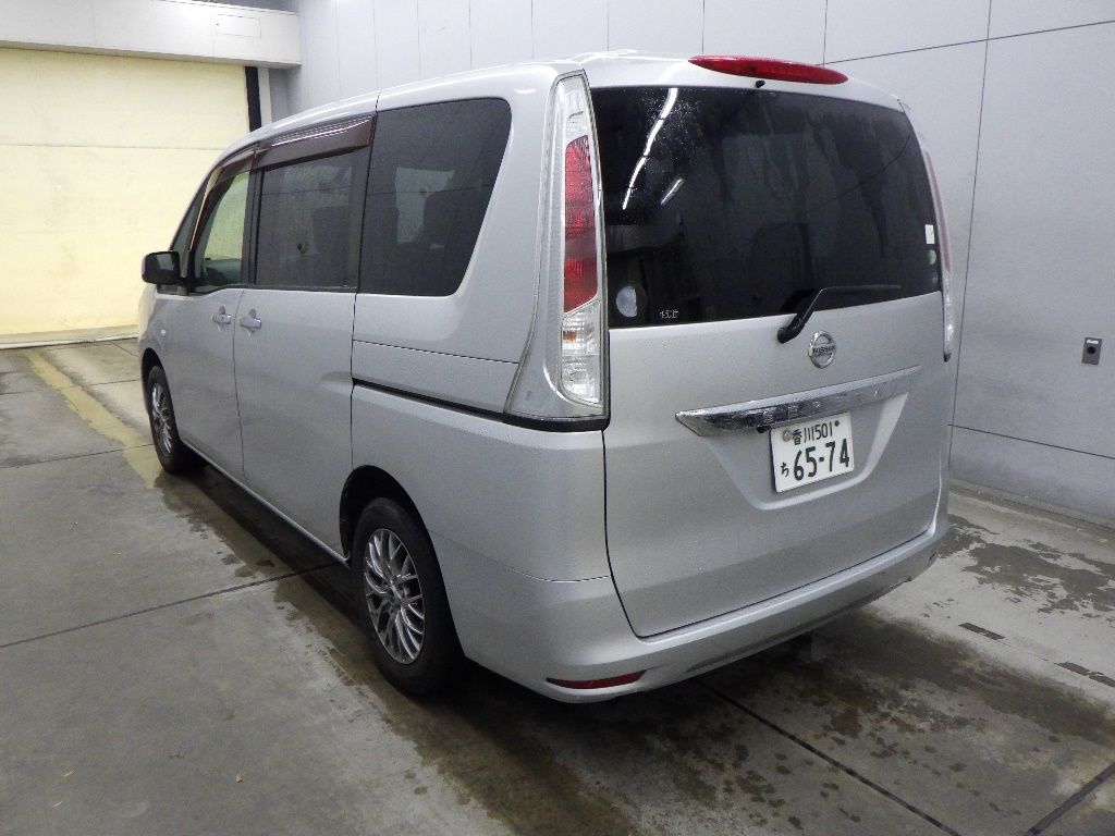 2011 Nissan Serena 20S auction photo 5