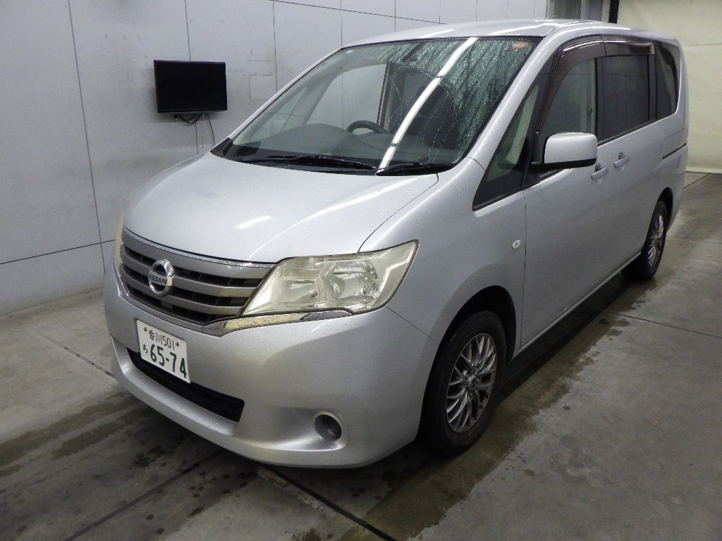 2011 Nissan Serena 20S auction photo 4