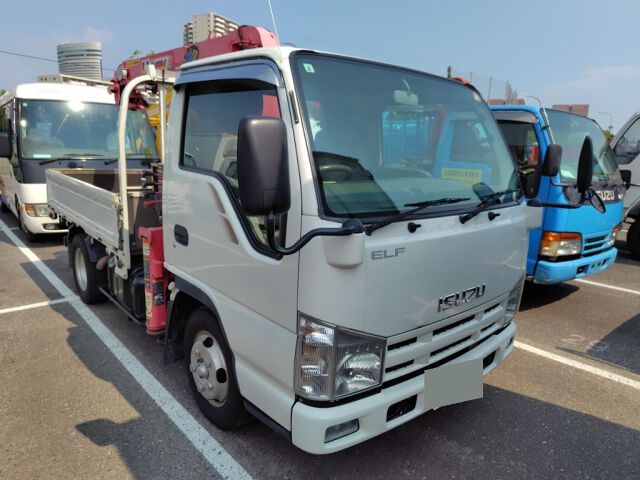 Japan Auction Vehicles 8 2009 Isuzu Elf クレーン auction photo