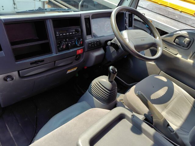 2009 Isuzu Elf クレーン auction photo 3