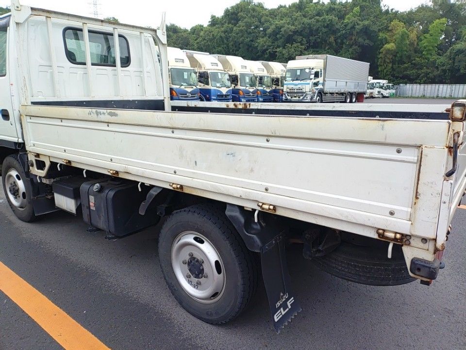 2022 Isuzu Elf auction photo 25