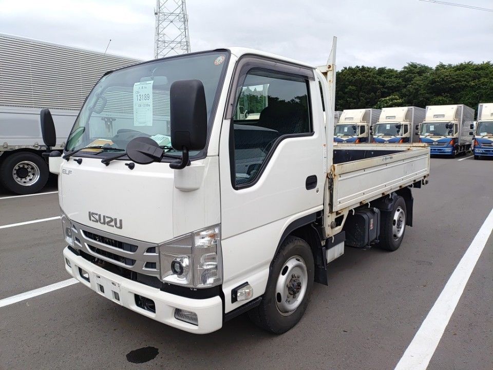 Japan Auction Vehicles 32 2022 Isuzu Elf auction photo