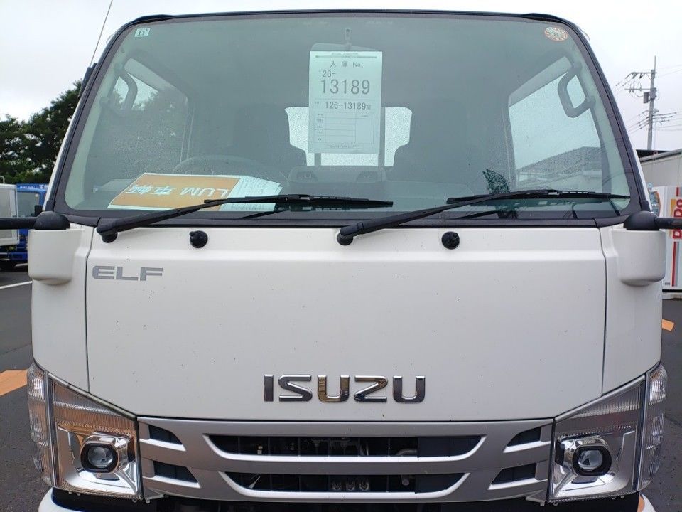 2022 Isuzu Elf auction photo 19