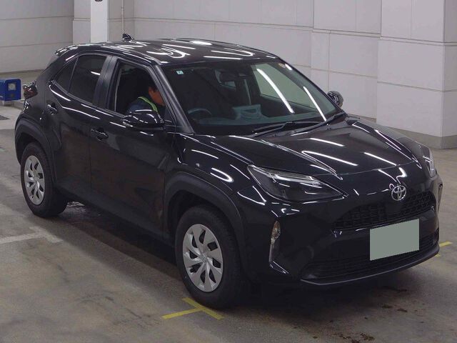 Japan Auction Vehicles 8 2023 Toyota Yaris Cross X 4WD auction photo