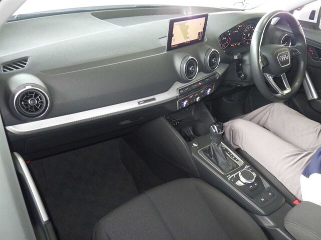 2021 Audi Q2 35TFSI Advance auction photo 3