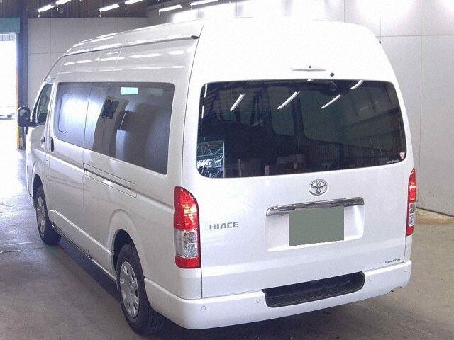 2025 Toyota Hiace SロングW DX GL 4WD auction photo 2
