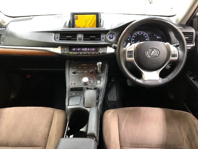 2011 Lexus CT CT200H バージョンC auction photo 5