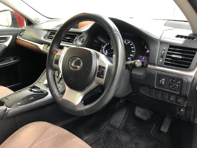 2011 Lexus CT CT200H バージョンC auction photo 6