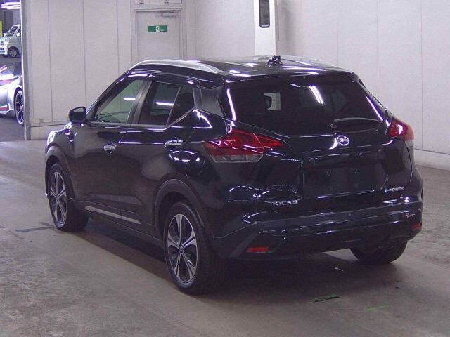 2021 Nissan Kicks X auction photo 2