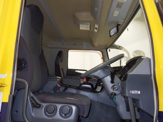 2014 Mitsubishi Fuso 冷蔵・冷凍車 auction photo 6