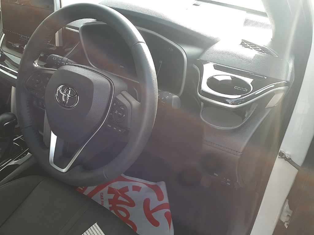 2023 Toyota Corolla Cross ハイブリッド Z auction photo 9