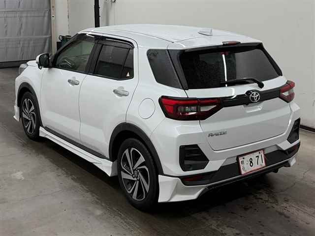 2023 Toyota Raize Z 4WD auction photo 2