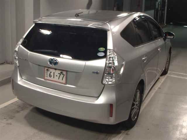 2013 Toyota Prius Alpha S L Selection auction photo 4