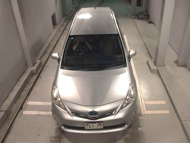 2013 Toyota Prius Alpha S L Selection auction photo 5