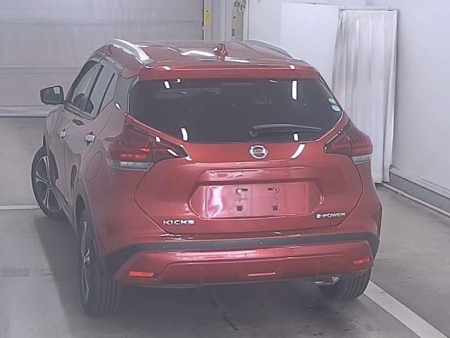 2021 Nissan Kicks X auction photo 2