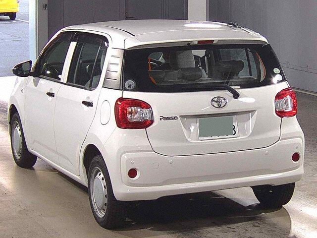 2020 Toyota Passo X S 4WD auction photo 2