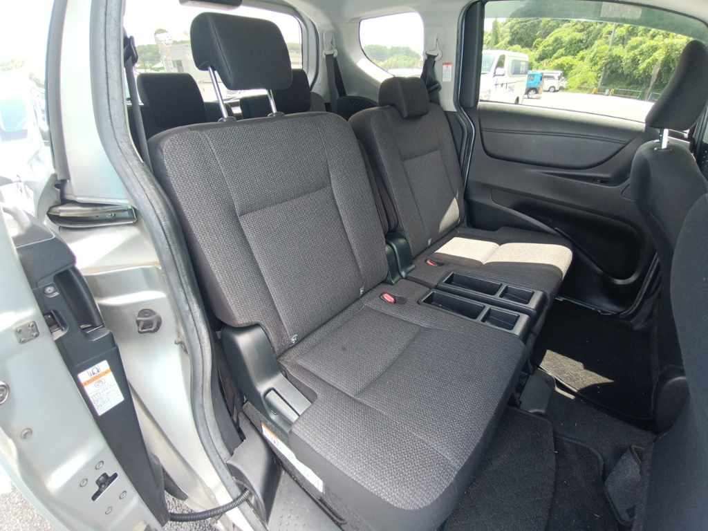 2022 Toyota Sienta X 4WD auction photo 12