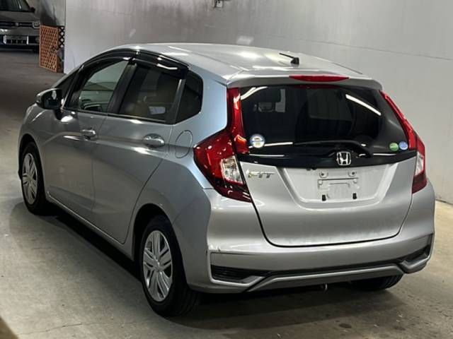 2017 Honda Fit 13G・F auction photo 3
