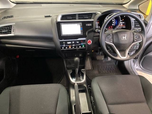 2017 Honda Fit 13G・F auction photo 2
