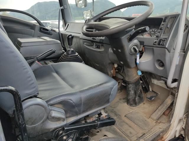 2015 Isuzu Forward 4WD Dump Truck auction photo 3