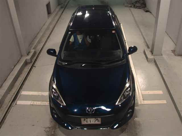 2019 Toyota Aqua S Style Black auction photo 6