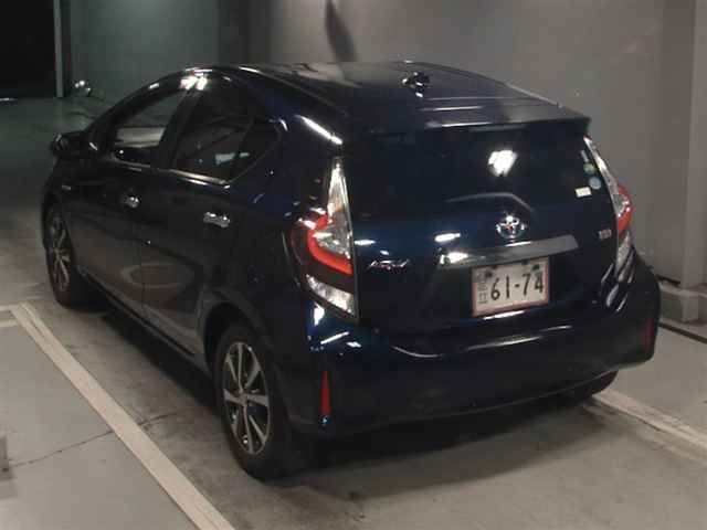 2019 Toyota Aqua S Style Black auction photo 2