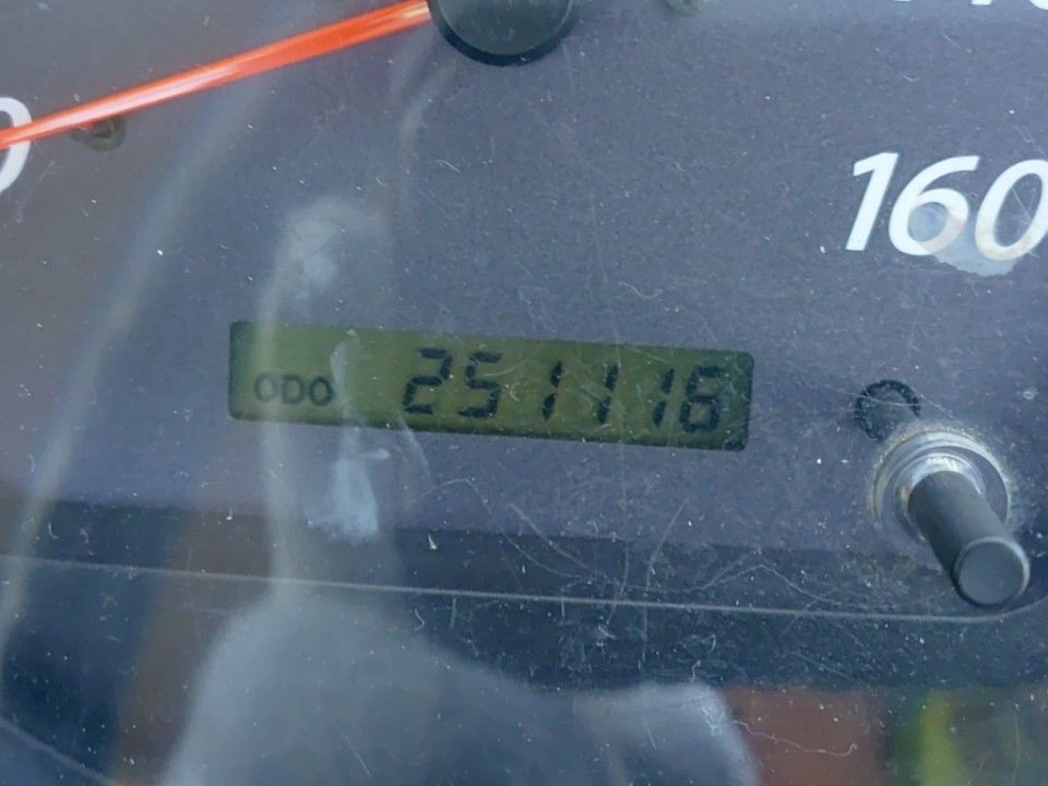 2003 Isuzu Elf auction photo 10