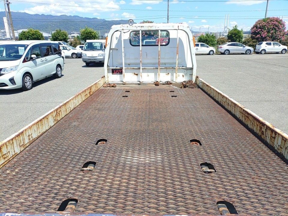 2003 Isuzu Elf auction photo 8