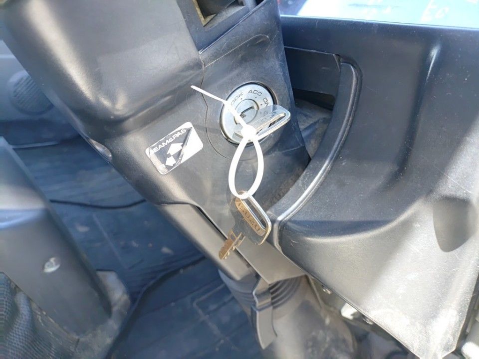 2003 Isuzu Elf auction photo 15