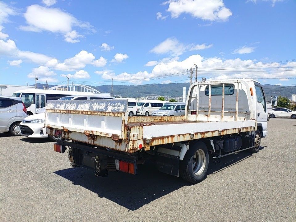 2003 Isuzu Elf auction photo 2