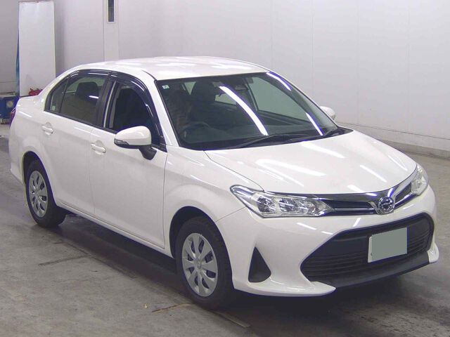 2020 Toyota Corolla Axio EX 4WD Japan auction vehicle