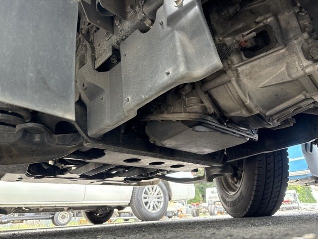 2013 Isuzu Elf Hira auction photo 11