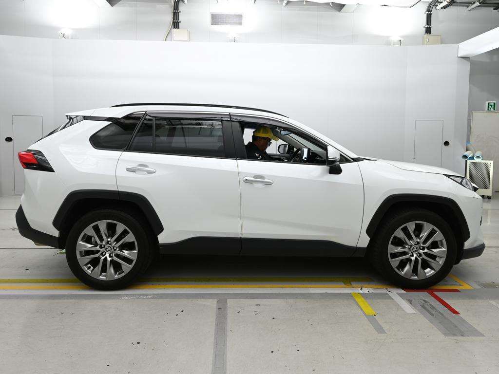 2024 Toyota RAV4 G Zパッケージ 4WD auction photo 3