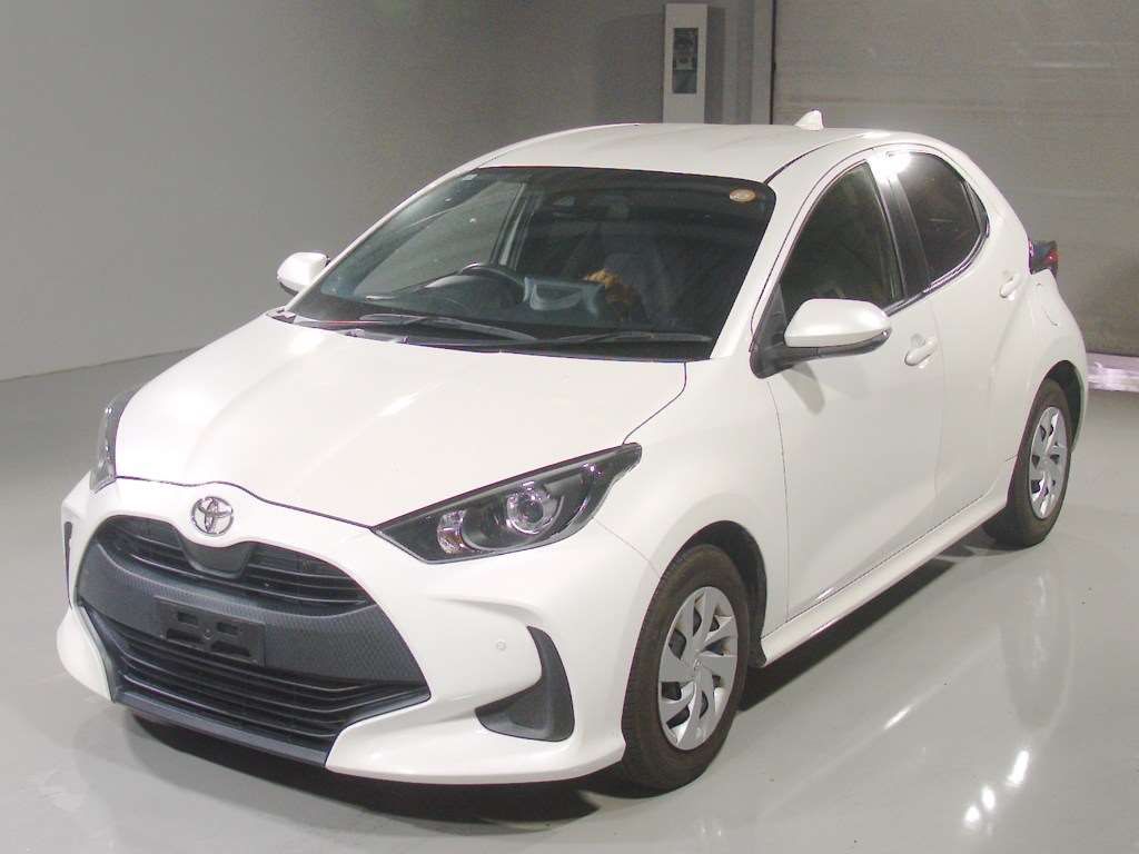 Japan Auction Vehicles 4 2022 Toyota Yaris X auction photo