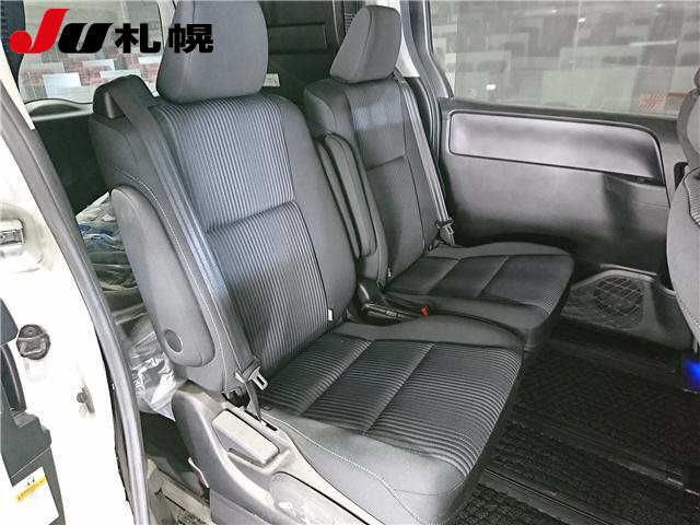 2017 Toyota Noah 4WD Si auction photo 7
