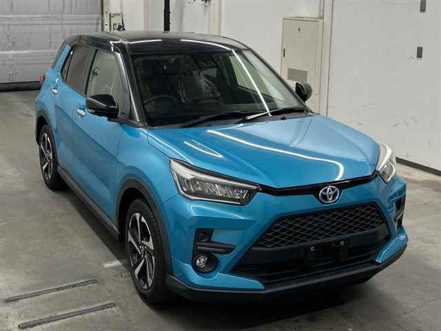 Japan Auction Vehicles 10 2022 Toyota Raize ハイブリッドZ auction photo