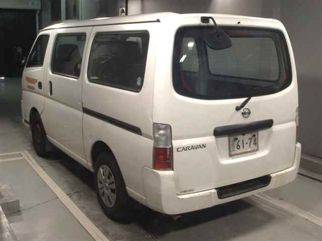 2010 Nissan Caravan auction photo 2