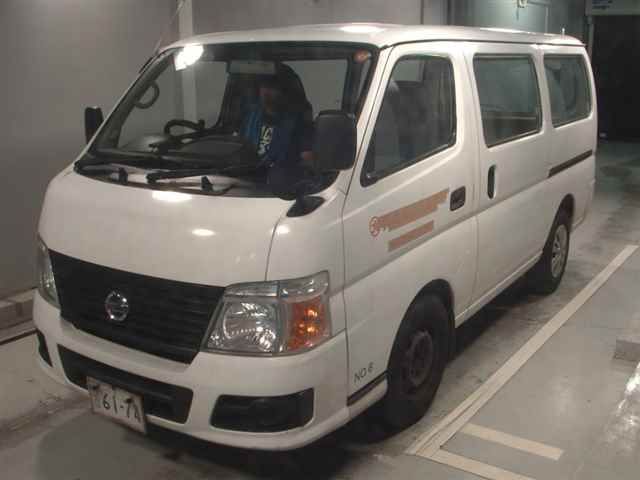 2010 Nissan Caravan auction photo 4