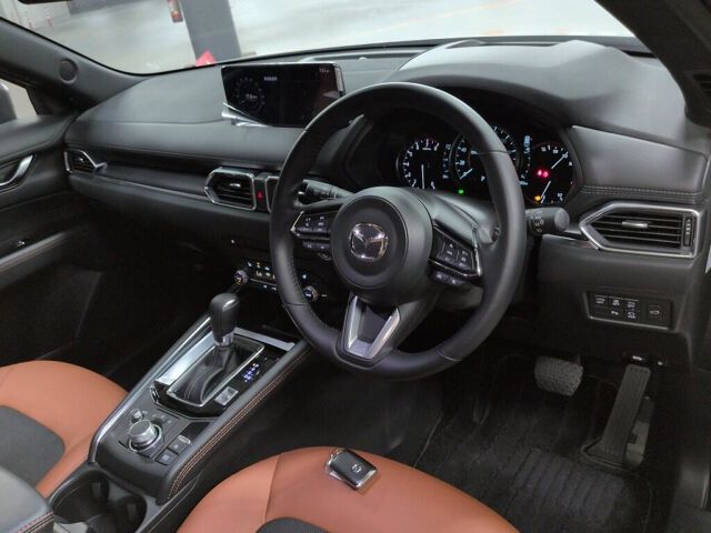 2025 Mazda CX-5 20s Retro Sports Edition auction photo 3
