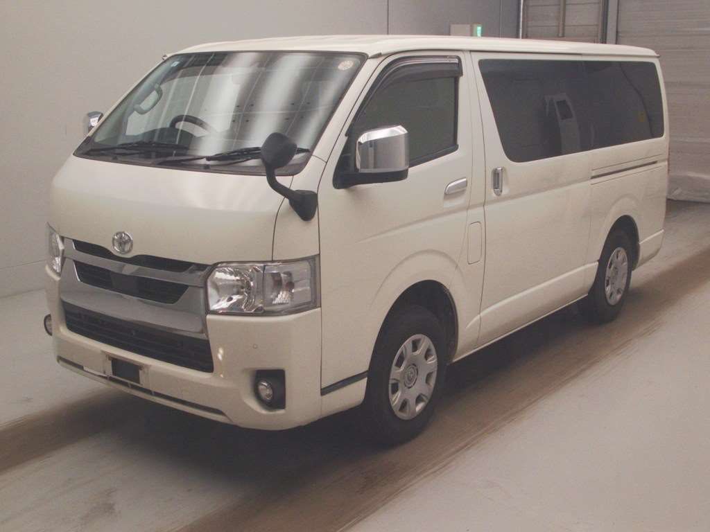 2020 Toyota Hiace ロングスーパーGL 4WD Japan auction vehicle
