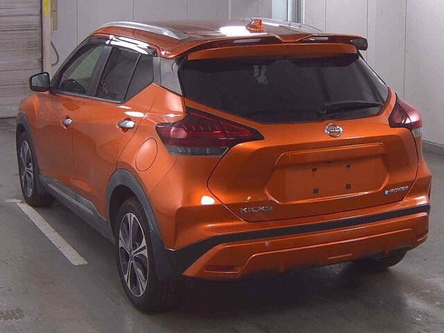 2021 Nissan Kicks X auction photo 2