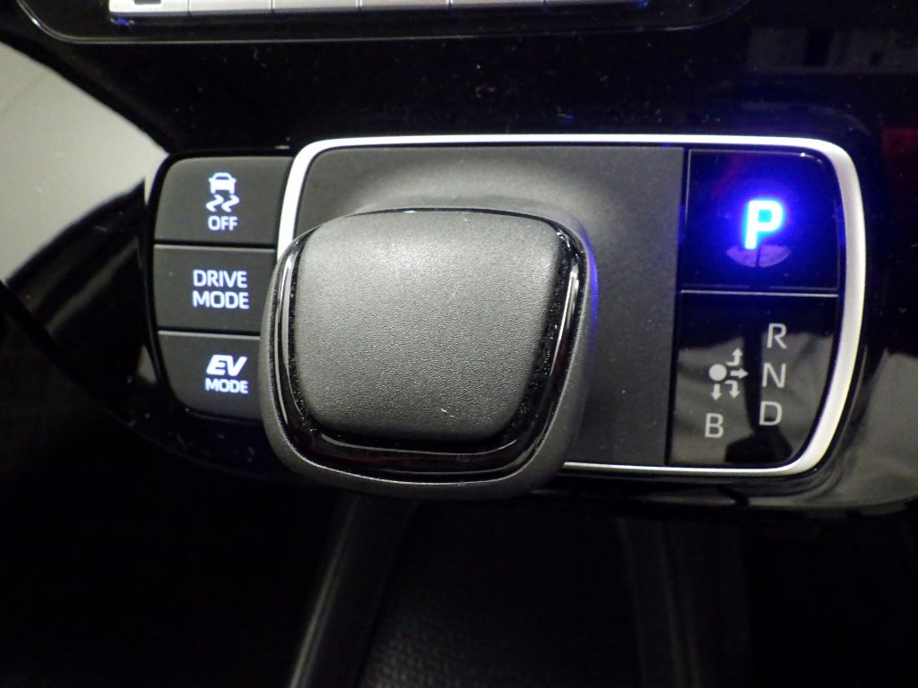 2022 Toyota Aqua X auction photo 11