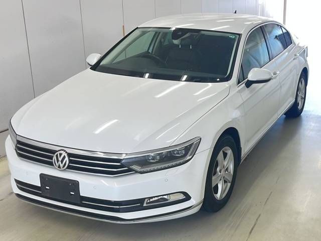 2015 Volkswagen フォルクスワーゲン パサート TSIハイライン Japan auction vehicle