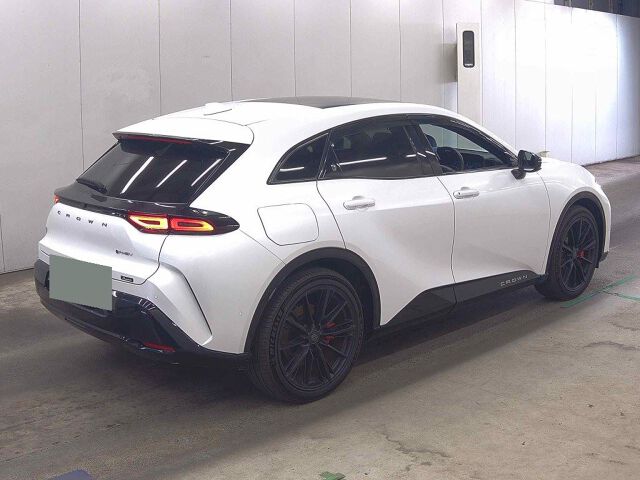 2024 Toyota Crown Sport スポーツRS(PHEV) 4WD auction photo 5