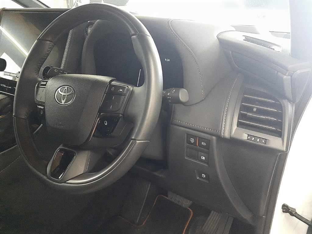 2025 Toyota Alphard Z auction photo 9